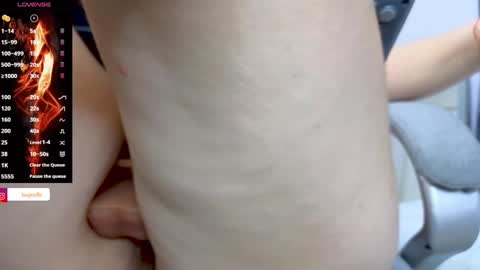 Snapshot of lucie_nicolls chatting on 12/21/24, 11:02 Lucie   online show from 12/21/24, 11:02