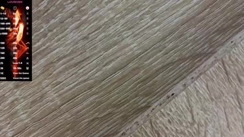 Snapshot of lucie_nicolls chatting on 01/08/25, 11:09 Lucie   online show from 01/08/25, 11:09