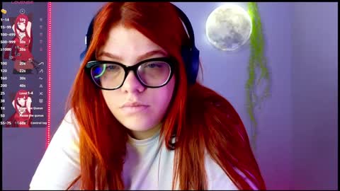 Snapshot of lucie_nicolls chatting on 02/06/25, 11:10 Lucie   online show from 02/06/25, 11:10