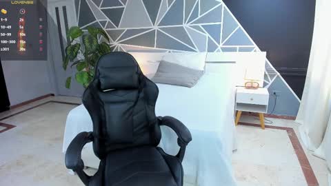 Lucy  online show from 02/19/25, 02:12