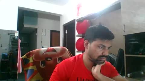 Snapshot of luciferdustin chatting on 11/21/25, 01:10 luciferdustin online show from 11/21/25, 01:10