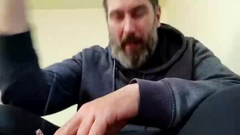 Snapshot of lucifergotharder chatting on 12/22/24, 11:00 Lucifergotharder online show from 12/22/24, 11:00