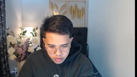 Snapshot of luciferhotcum chatting on 02/03/25, 11:42 Luciferhotcum online show from 02/03/25, 11:42