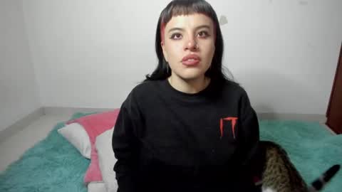 camila online show from 01/03/25, 05:50