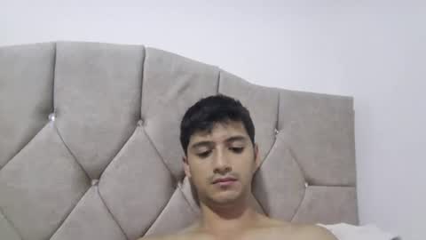 Snapshot of lucifferr_ chatting on 06/25/26, 01:05 leonel online show from 06/25/26, 01:05