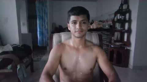 Snapshot of lucifferr_ chatting on 06/30/26, 10:44 leonel online show from 06/30/26, 10:44