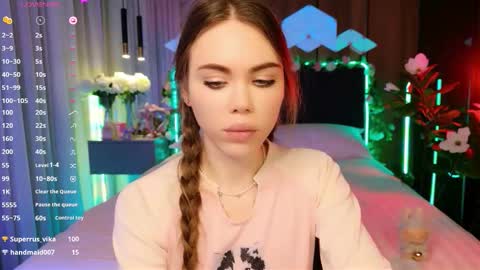 MimiFors online show from 11/24/25, 04:40