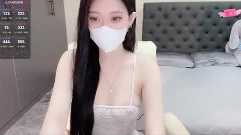 Snapshot of lucii04 chatting on 06/20/26, 09:06 lucii04 online show from 06/20/26, 09:06