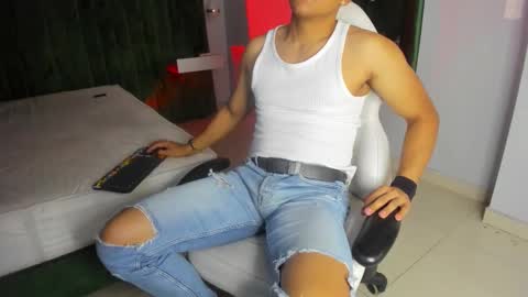 Leo online show from 10/30/25, 11:55