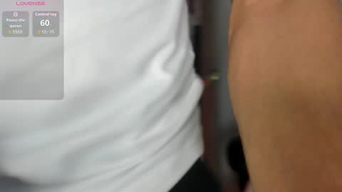 Leo online show from 12/01/25, 11:37