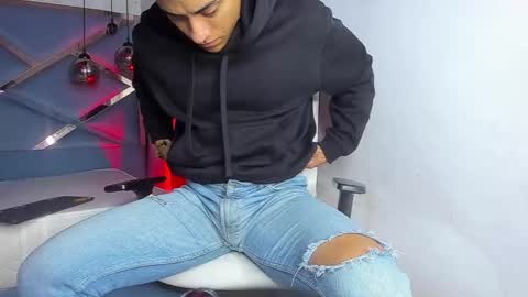 Leo online show from 03/18/26, 11:35