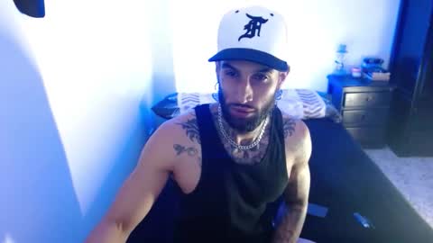 Snapshot of luciifer_hills chatting on 11/20/25, 03:12 luciifer_hills online show from 11/20/25, 03:12