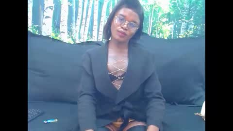 Lucile Carrie online show from 06/09/26, 06:41