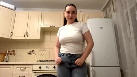 Sofia online show from 11/21/25, 09:57