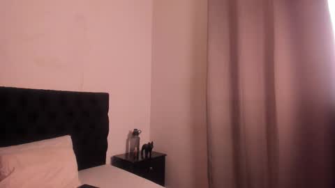 Snapshot of lucio__fox chatting on 11/08/25, 12:38 Lucio online show from 11/08/25, 12:38