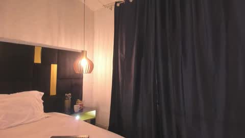 Snapshot of lucio__fox chatting on 12/05/25, 11:52 Lucio online show from 12/05/25, 11:52