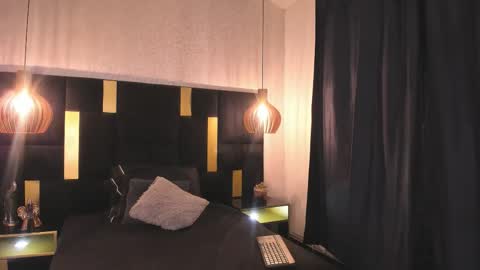 Snapshot of lucio__fox chatting on 01/11/26, 12:21 Lucio online show from 01/11/26, 12:21