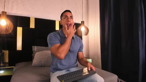 Snapshot of lucio__fox chatting on 03/17/26, 11:35 Lucio online show from 03/17/26, 11:35