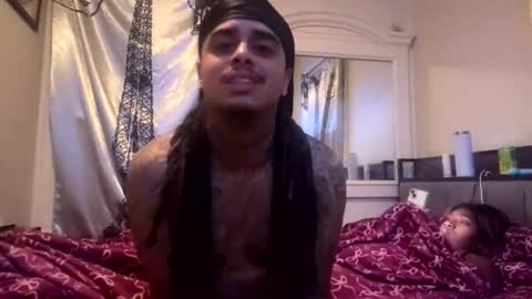 Snapshot of luckiibabii219 chatting on 01/11/26, 09:03 luckiibabii219 online show from 01/11/26, 09:03