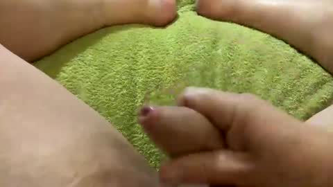 Snapshot of lucky1961 chatting on 02/13/25, 05:44 lucky1961 online show from 02/13/25, 05:44