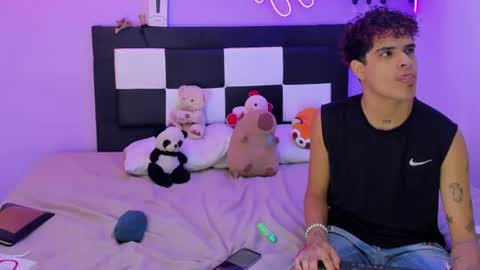 Snapshot of lucky_boys_x chatting on 06/17/26, 03:46 Stven online show from 06/17/26, 03:46