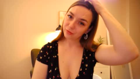 lucky_foryou_baby online show from 02/03/25, 05:40