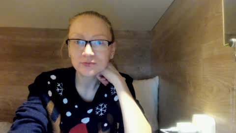 lucky_licky20 online show from 01/25/25, 02:47