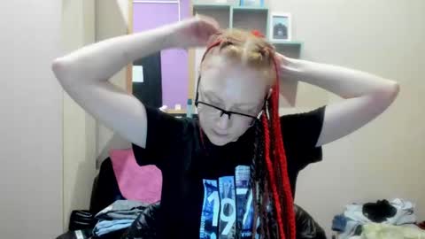 lucky_licky20 online show from 03/06/25, 03:35