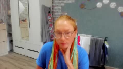 lucky_licky20 online show from 10/19/25, 02:34