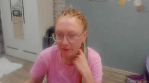 lucky_licky20 online show from 11/19/25, 02:11