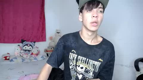 lucky_strickee online show from 10/21/25, 03:40