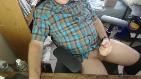 Snapshot of luckycharms9595 chatting on 01/14/25, 08:26 luckycharms9595 online show from 01/14/25, 08:26