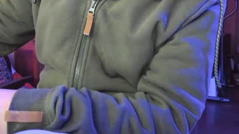 Snapshot of luckydrakex chatting on 01/06/26, 11:40 Lucky online show from 01/06/26, 11:40