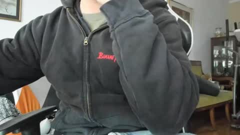 Snapshot of luckydrakex chatting on 02/01/26, 04:38 Lucky online show from 02/01/26, 04:38