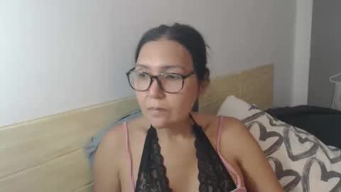 angelisa online show from 10/05/25, 09:18