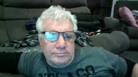 Snapshot of luckylicky66 chatting on 04/14/26, 09:04 luckylicky66 online show from 04/14/26, 09:04