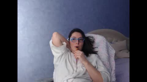 luckylinda23 online show from 01/15/25, 06:51