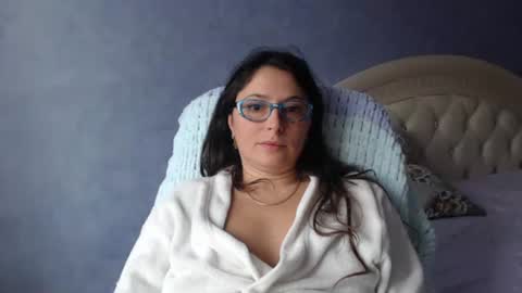 luckylinda23 online show from 10/11/25, 09:52
