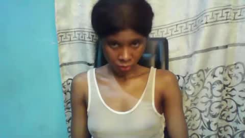 Snapshot of luckymadequeen chatting on 02/23/25, 10:09 Gloria online show from 02/23/25, 10:09