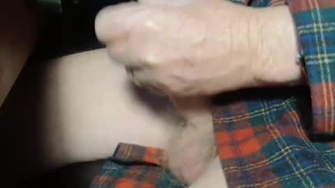 Snapshot of luckypirateboy chatting on 12/06/24, 11:33 BIG Daddy cock. Tips make it harder online show from 12/06/24, 11:33