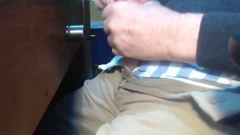 Snapshot of luckypirateboy chatting on 12/30/24, 02:40 BIG Daddy cock. Tips make it harder online show from 12/30/24, 02:40