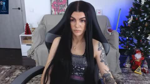 Monika online show from 12/15/25, 07:01