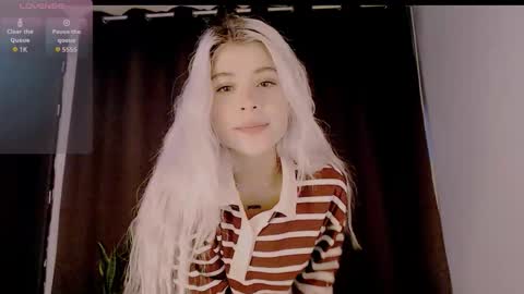 luckysapphire777 online show from 10/02/25, 05:47