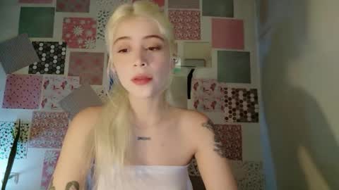 luckysapphire777 online show from 11/14/25, 03:27