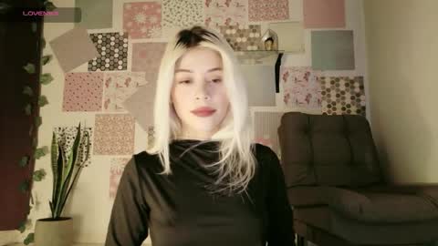 luckysapphire777 online show from 04/26/26, 12:25