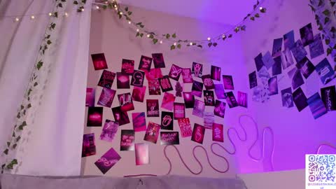 Snapshot of luckysexydoll chatting on 02/16/25, 10:10 Alisa online show from 02/16/25, 10:10