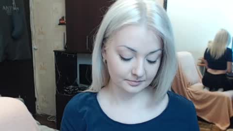 Snapshot of luckyshotgirl chatting on 02/22/26, 05:11 LuckyShot online show from 02/22/26, 05:11