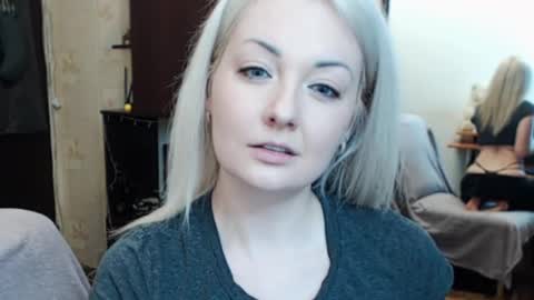 Snapshot of luckyshotgirl chatting on 02/28/26, 04:41 LuckyShot online show from 02/28/26, 04:41