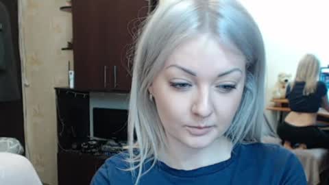 Snapshot of luckyshotgirl chatting on 03/28/26, 11:32 LuckyShot online show from 03/28/26, 11:32