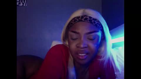 Snapshot of luckytonightx chatting on 02/03/26, 11:37 luckytonightx online show from 02/03/26, 11:37